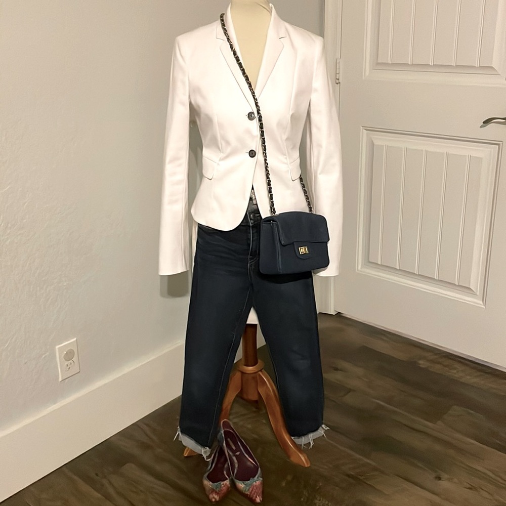 Hugo boss white blazer. Size 4